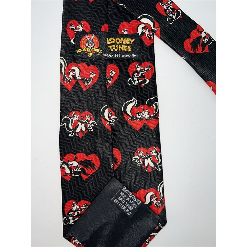 Vintage 1997‎ Warner Bros. Looney Tunes Pepe Le Pew Men's Necktie